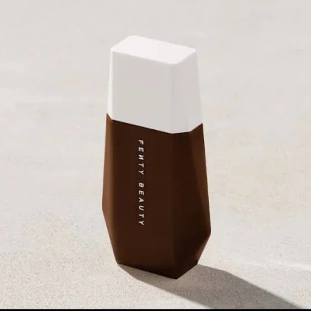 Fenty Beauty EAZE DROP BLURRING SKIN TINT FOUNDATION #25 DEEP NEUTRAL NIB